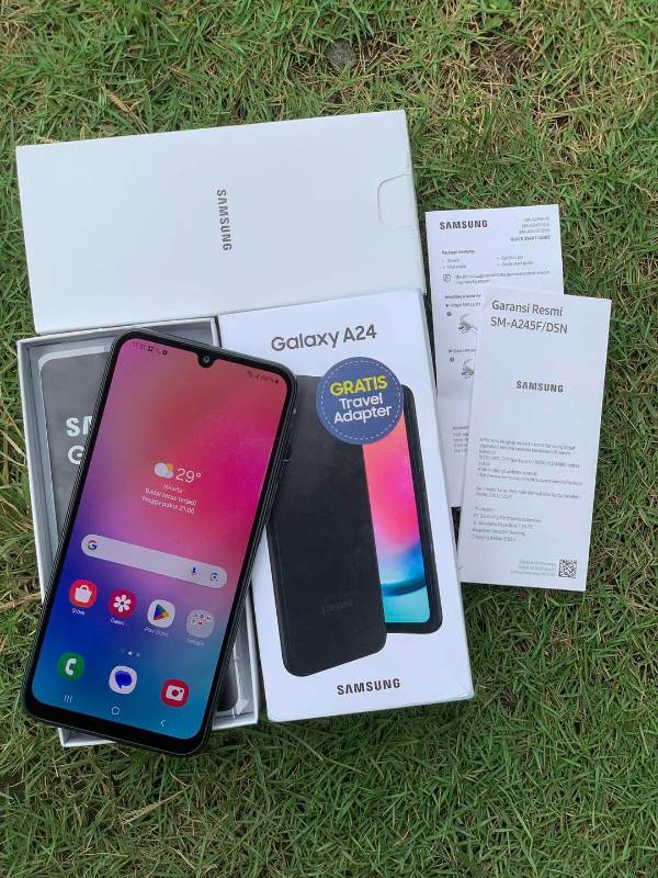 SAMSUNG A24