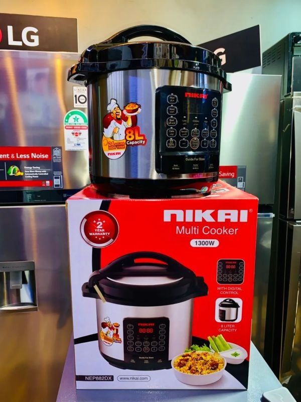 PRESURE COOKER  8L