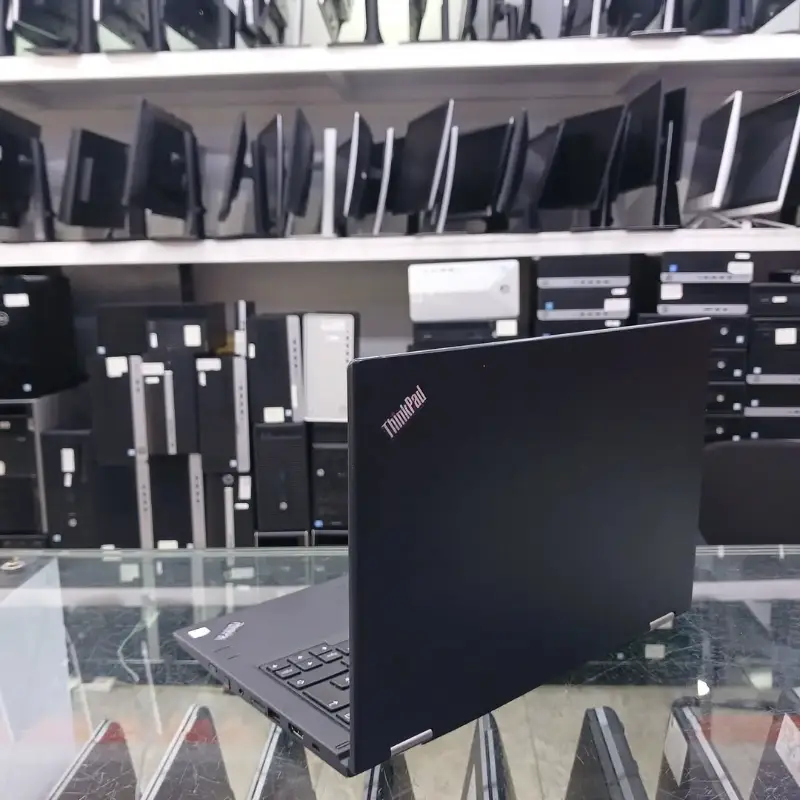 Lenovo ThinkPad Yoga X380 ,