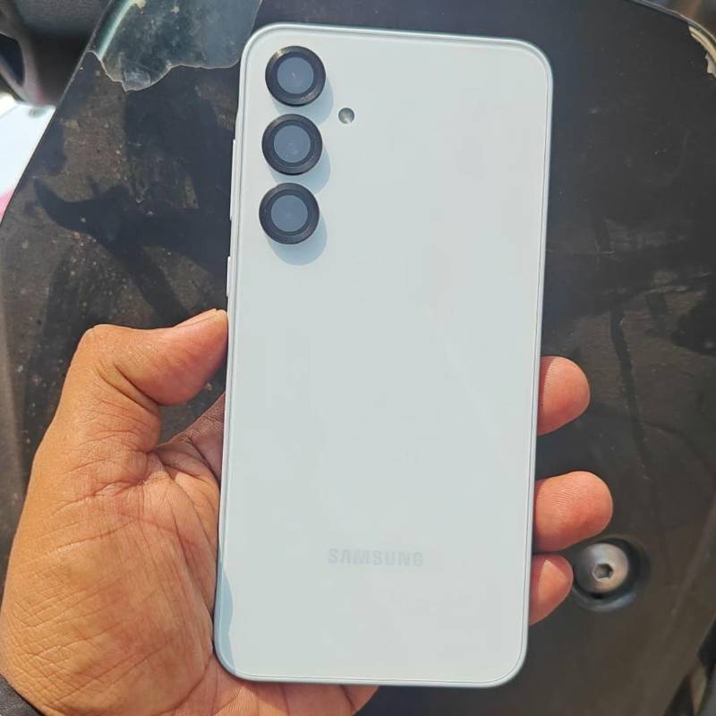 SAMSUNG A35