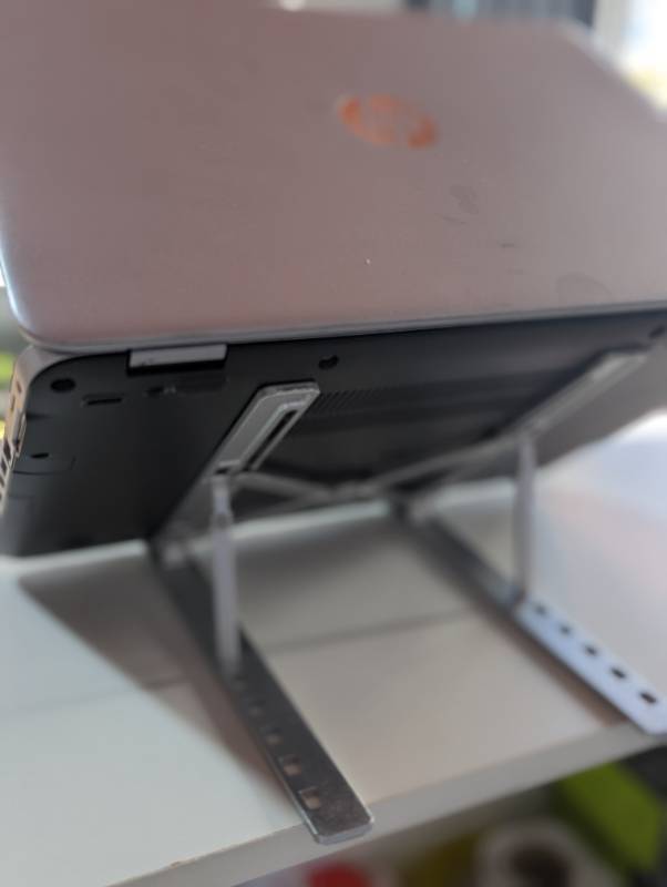 LAPTOP STAND