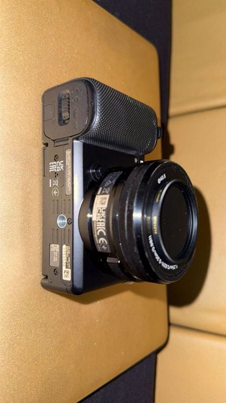 Sony ZV-E10 Mirrorless Camera (Black)