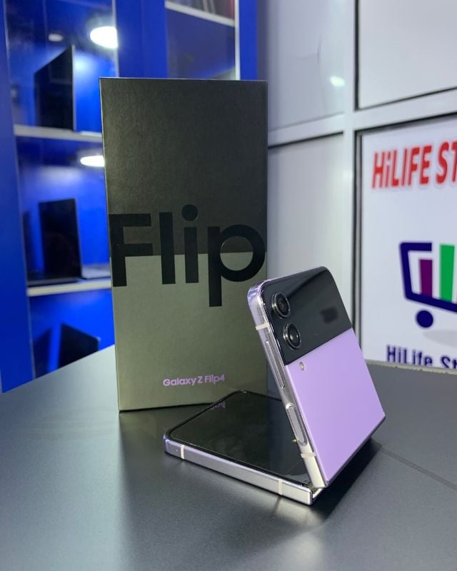 SAMSUNG Z FLIP 4