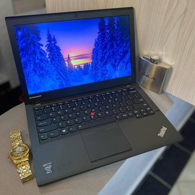 Lenovo ThinkPad x240