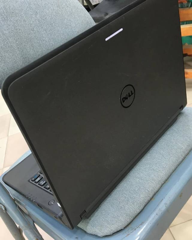 Dell latitude 3340