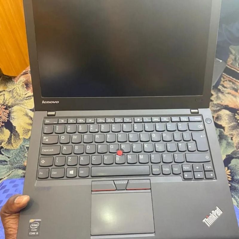 Lenovo  T440