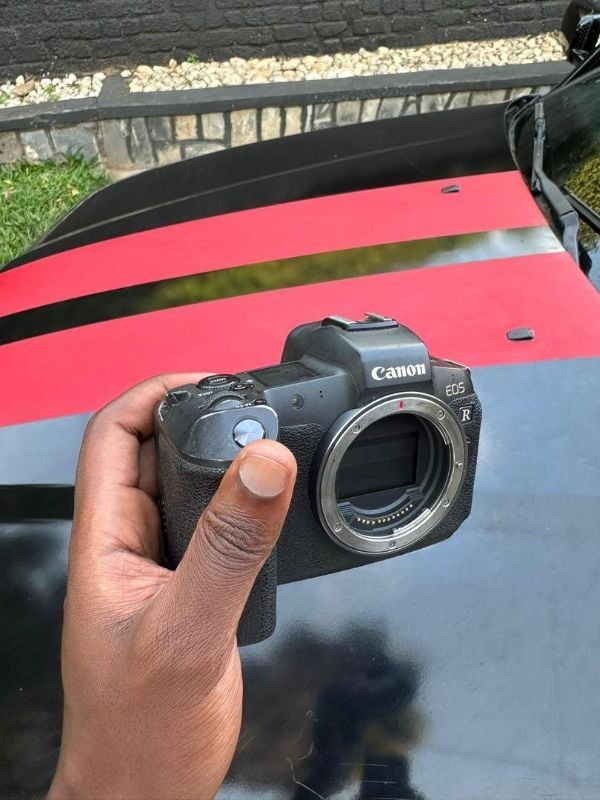 Canon EOS R Mirrorless Camera