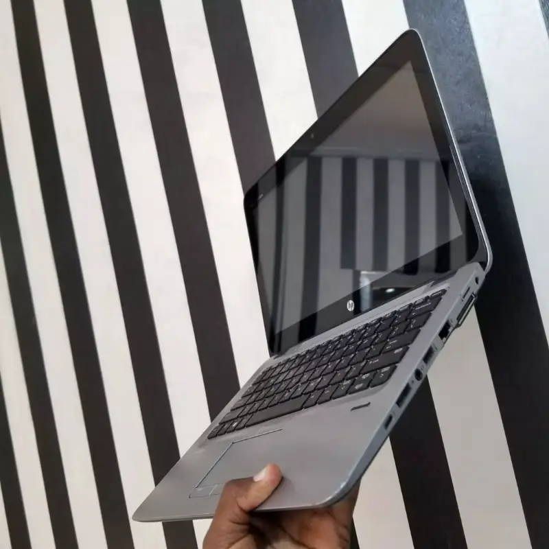 Hp EliteBook 820 G3