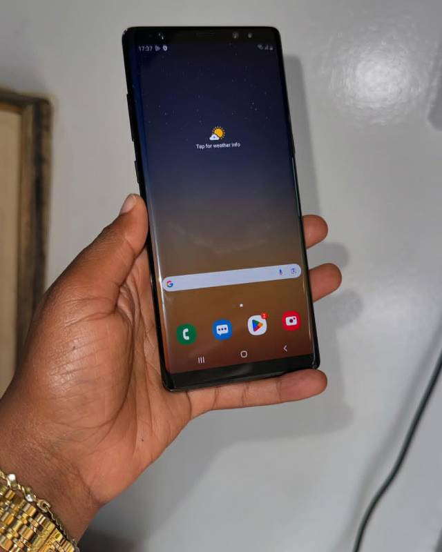 SAMSUNG NOTE 8