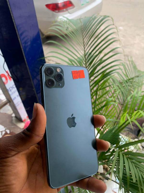 IPHONE 11 PRO MAX