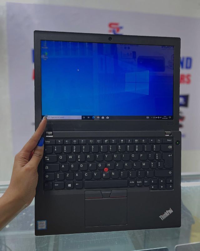 Lenovo ThinkPad x270
