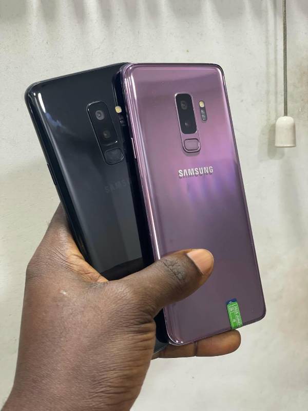 SAMUSUNG S9 PLUS