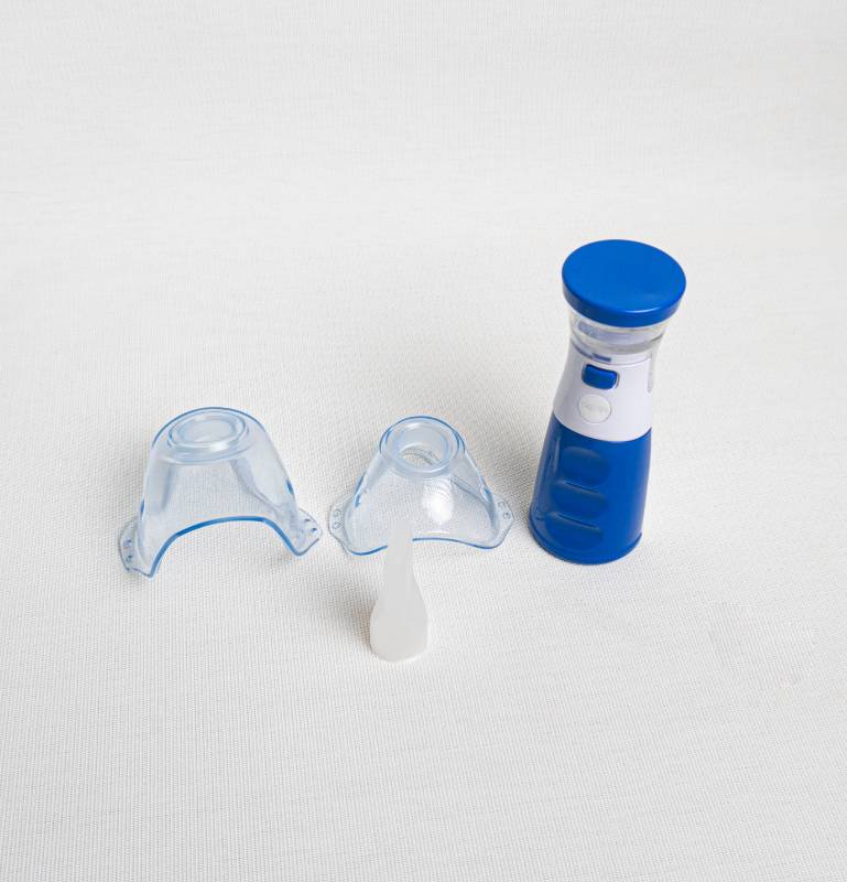 NEBULIZADOR PORTÁTIL ADULTOS Y NIÑOS