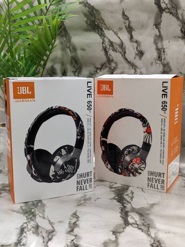 JBL LIVE 650