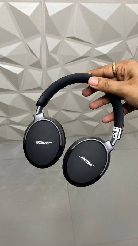 BOSE QUIETCOMFORT ULTRA HEADPHONES