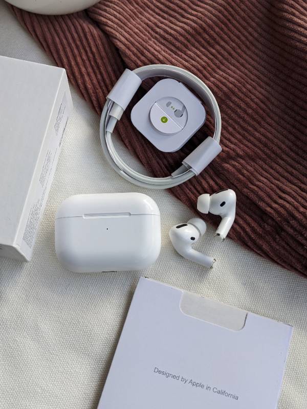 APPLE AIRPODS PRO  MADE IN USA QUALITY