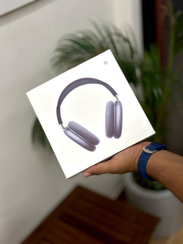 AIRPOD MAX HEADPHONE