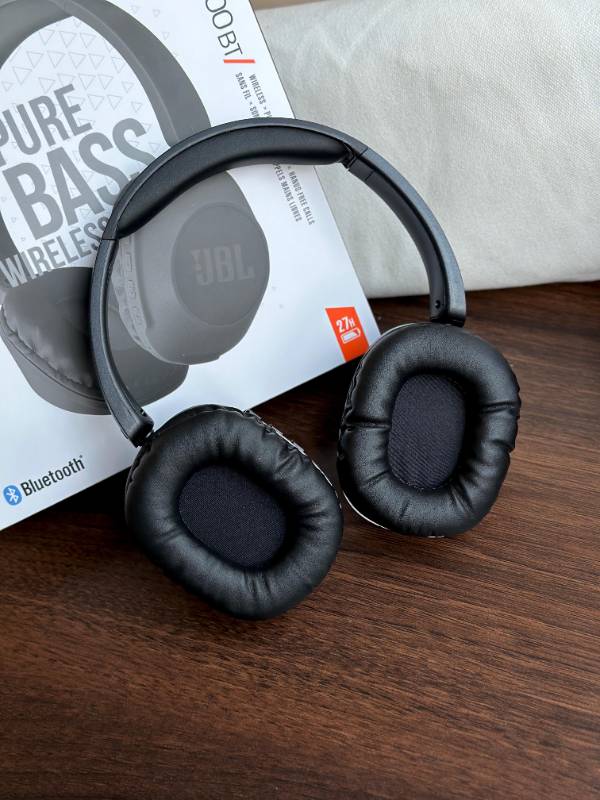 JBL TUNE 300BT