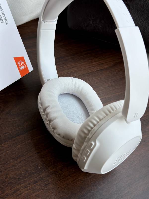 JBL TUNE 300BT-1
