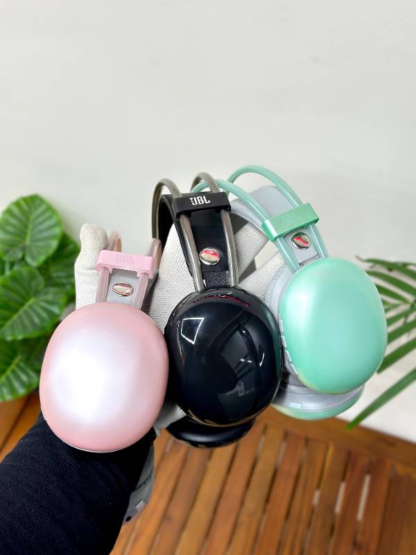 JBL B30