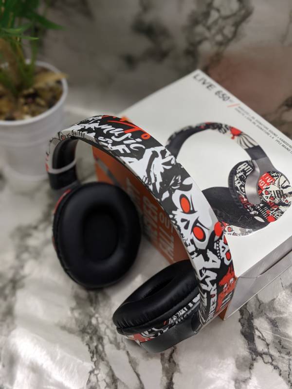 JBL LIVE 650