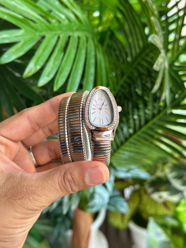 BVLGARI LADIES
NEW ARRIVALS 
SECOND COPY
GOOD QUALITY 

❣️❣️❣️