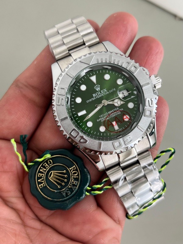 ROLEX YACHMASTER 
SECOND COPY
GOOD QUALITY