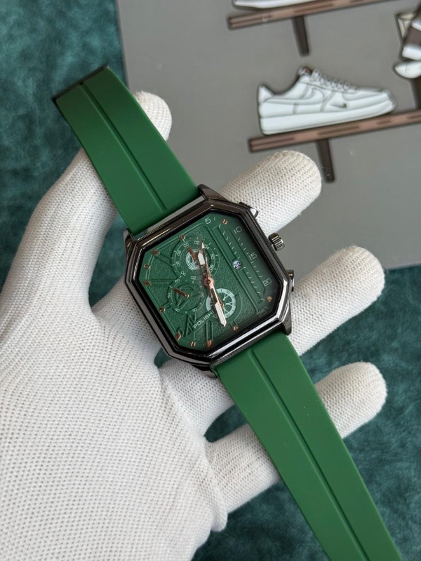 POLISHl                                                     NEW ARRIVALS