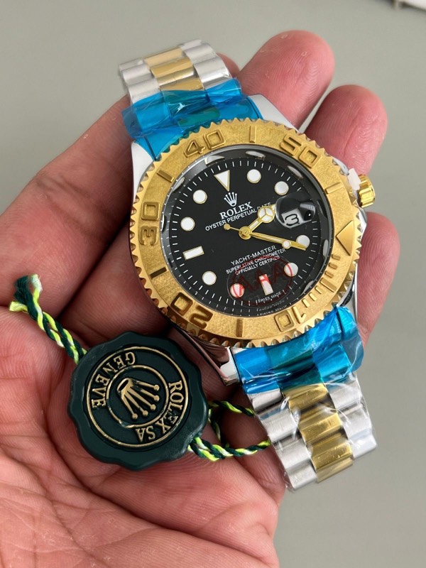 ROLEX YACHMASTER 
SECOND COPY
GOOD QUALITY