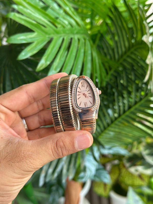 BVLGARI LADIES
NEW ARRIVALS 
SECOND COPY
GOOD QUALITY 

❣️❣️❣️