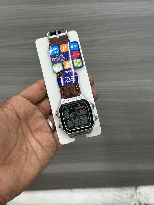 ILUMINATOR 
LEATHER STRAP
NEW ARRIVAL 

GOOD QUALITY 
SAME TO ORIGINAL LOOK