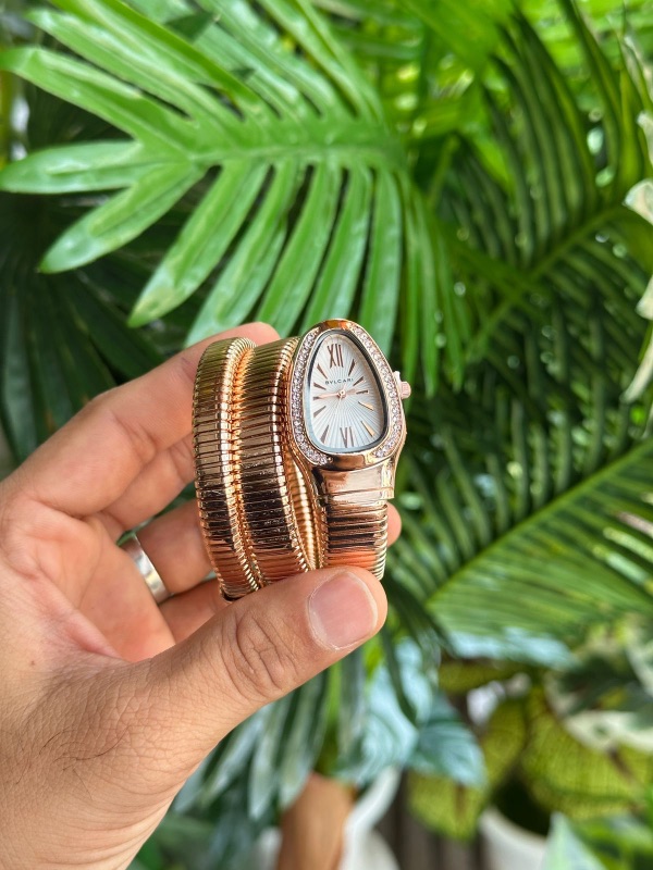 BVLGARI LADIES
NEW ARRIVALS 
SECOND COPY
GOOD QUALITY 

❣️❣️❣️