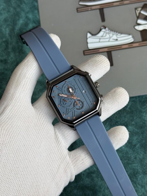 POLISHl                                                     NEW ARRIVALS