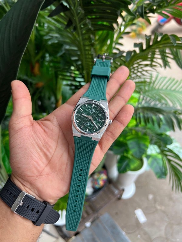 TISSOT PRX QUARTZ
FIBER STRAP
NEW ARRIVAL
PREMIUM QUALITY
- All stainless steel
- Japan quality with Japan movement
- Good quality belt