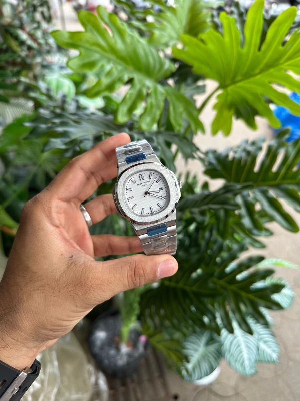 PP Quartz
Premium quality 
All stainless steel 
Japan quality with Japan movement