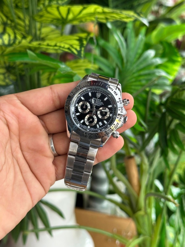 ROLEX DIATONA
QUARTZ 
SECOND COPY 
ALL CHRONOGRAPH WORKING
STAINLESS STEEL CHAIN
GOOD QUALITY