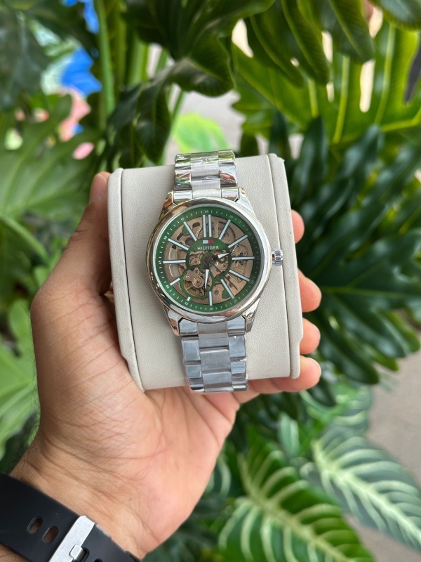 TOMI HILFIGER 
AUTOMATIC 
NEW ARRIVAL 
GOOD QUALITY 
STAINLESS STEEL CHAIN