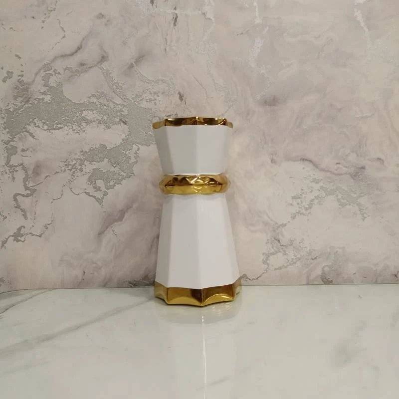 (TPM-434) White Vase 3 Size- M