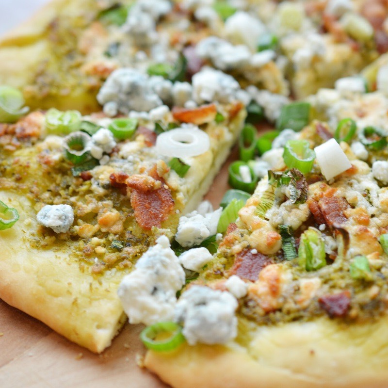 Pesto, Pear & Gorgonzola