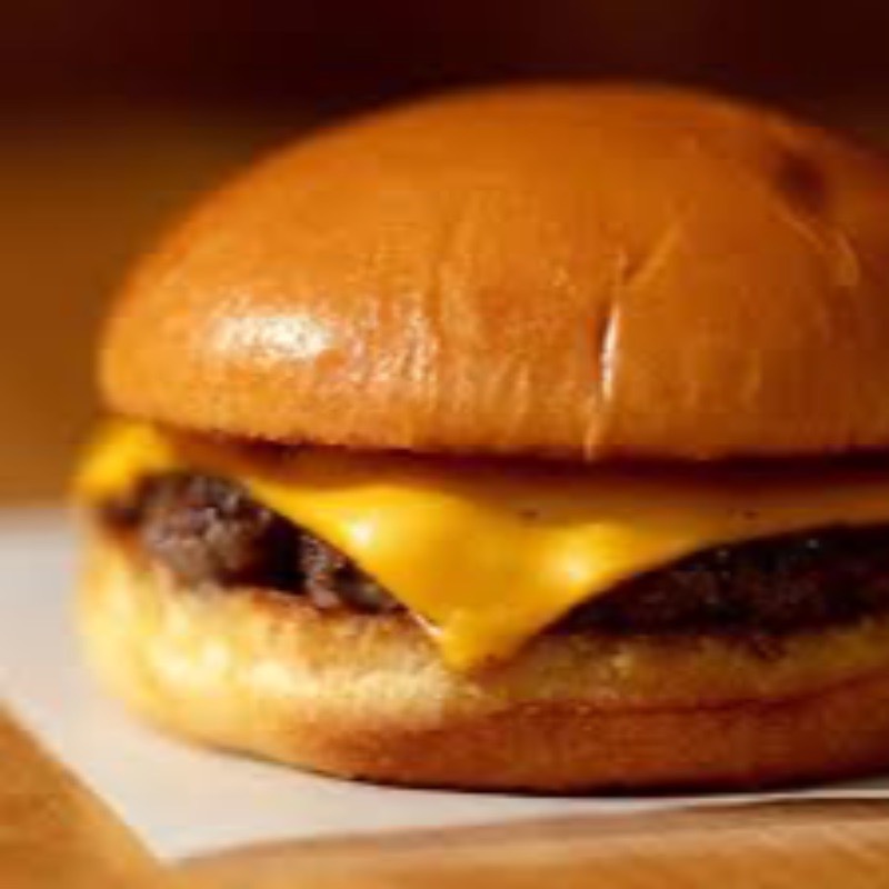 1/4 lb Cheeseburger