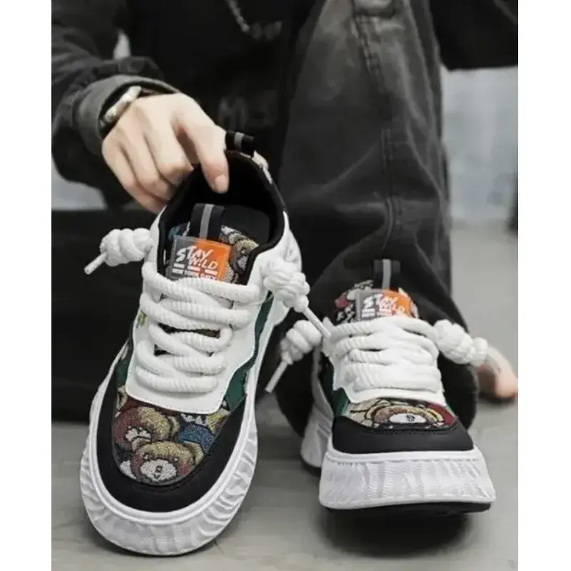 White sneakers for men ,white shoes for men,white sport shoes for men,casual shoes for men,running shoes for men ,gym shoes for men