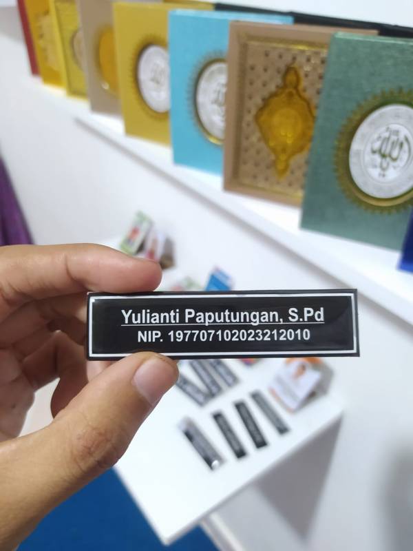 PAPAN NAMA RESIN (PENITI)