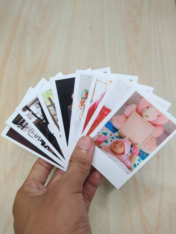 PAKET POLAROID 9 Foto (Tanpa Tali Jepit)