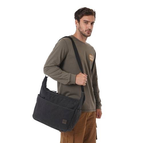 BTR CANVAS MESSENGER LAPTOP