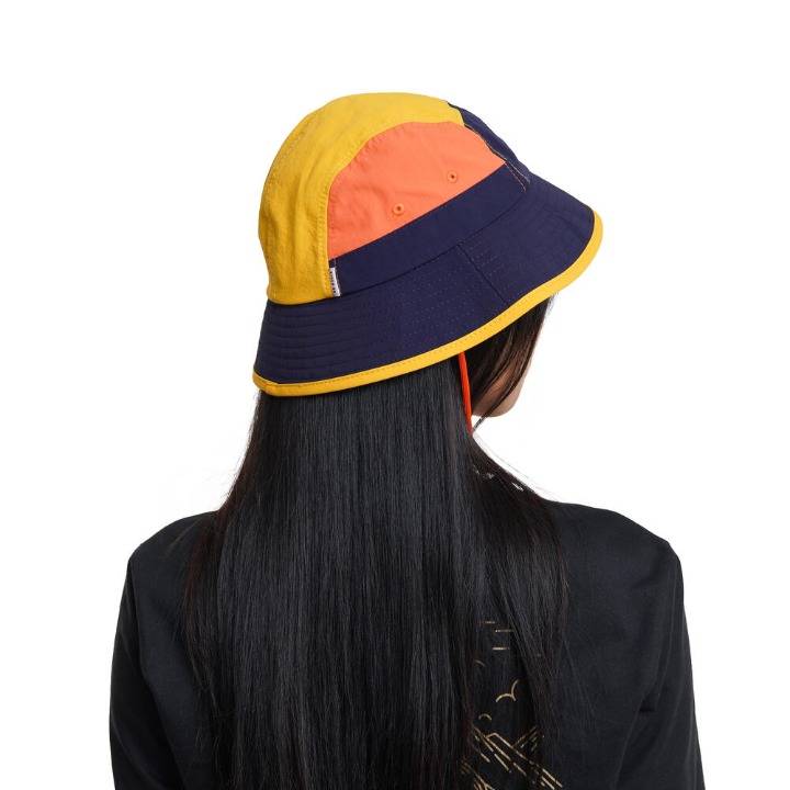 WS VARSHA COLOR BLOCKING BUCKE