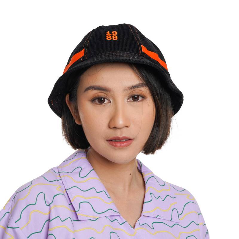 WS TRISHA CORDUROY BUCKET HAT