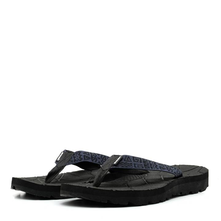 TOMAHAWK PINCH STRAP PATTERN 2