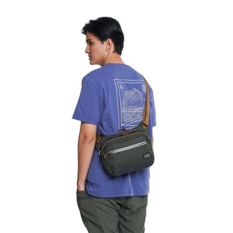 WANDERWAY SHOULDER