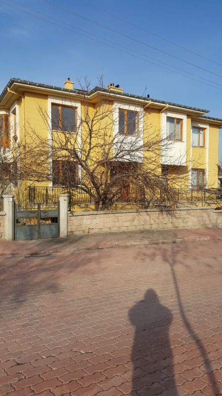 Kiralik
Konya / Selcuk / Buhara / Gurbet 7