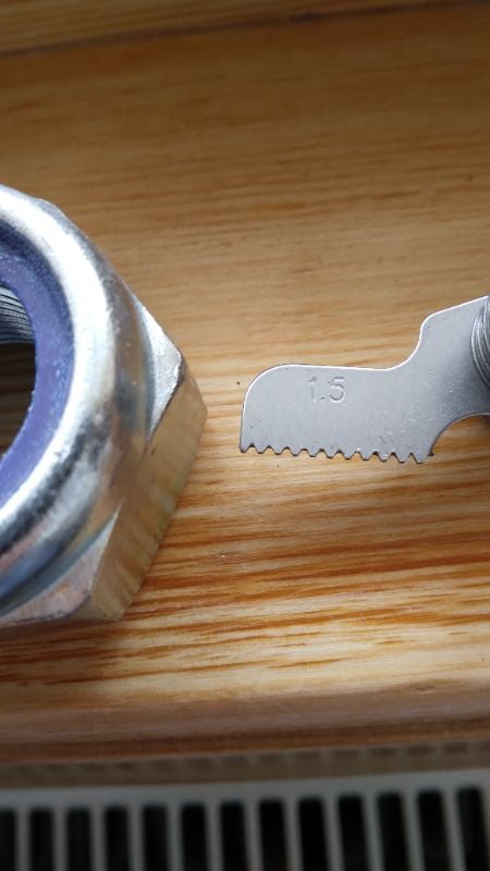 M22x1.5 DIN 985 / ISO 10511 Class 8 Naylonlu Kilit Somun (Nyloc)